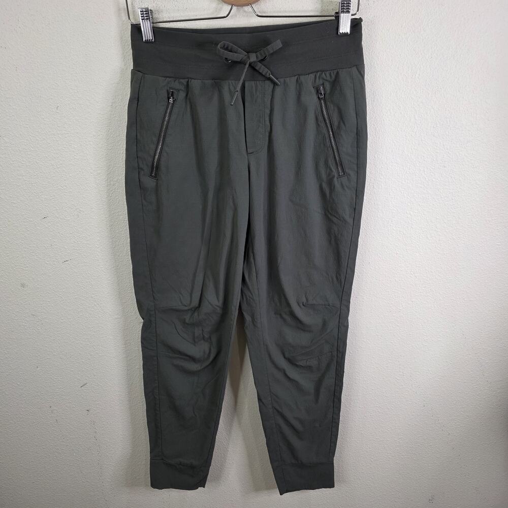 Athleta Pants Women's 2 Trekkie North Jogger Green Zip Pockets Hiking Outdoors
